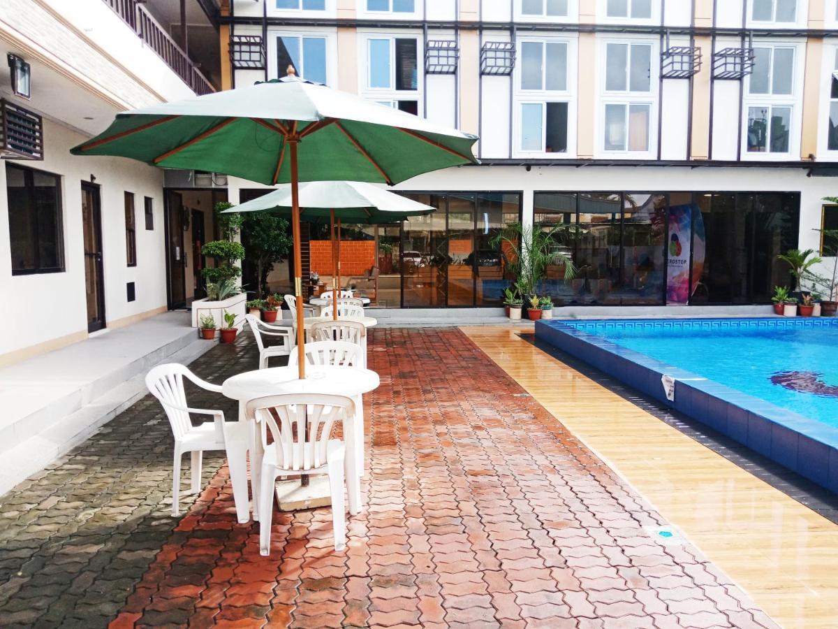Plaridel  Aerostop Hotel & Restaurant מראה חיצוני תמונה