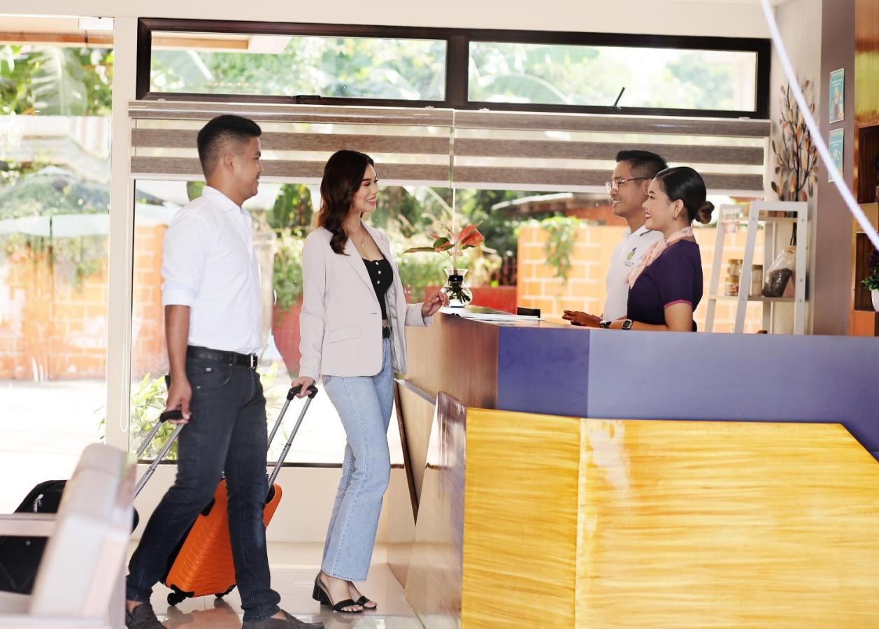 Plaridel  Aerostop Hotel & Restaurant מראה חיצוני תמונה