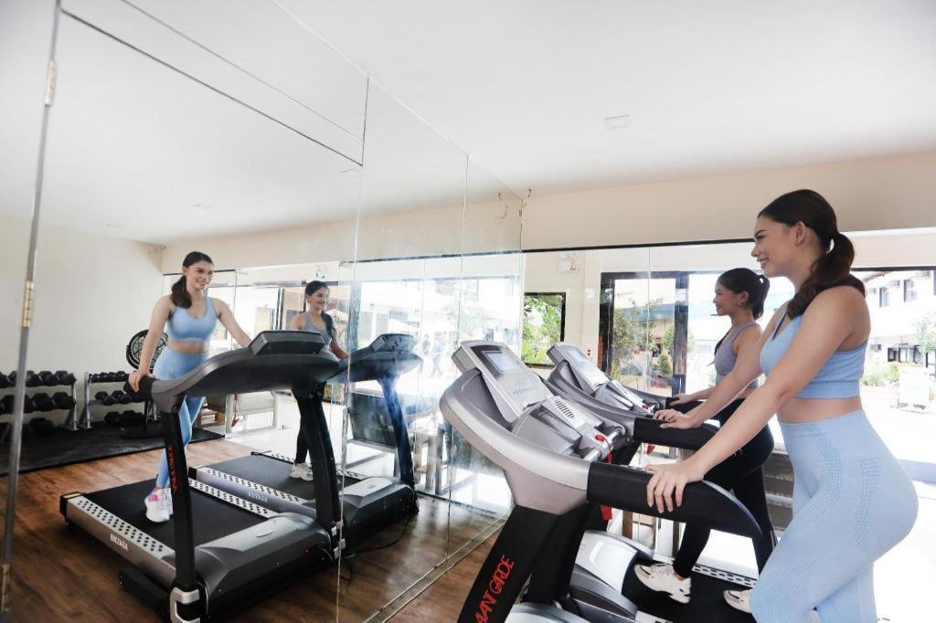 Plaridel  Aerostop Hotel & Restaurant מראה חיצוני תמונה